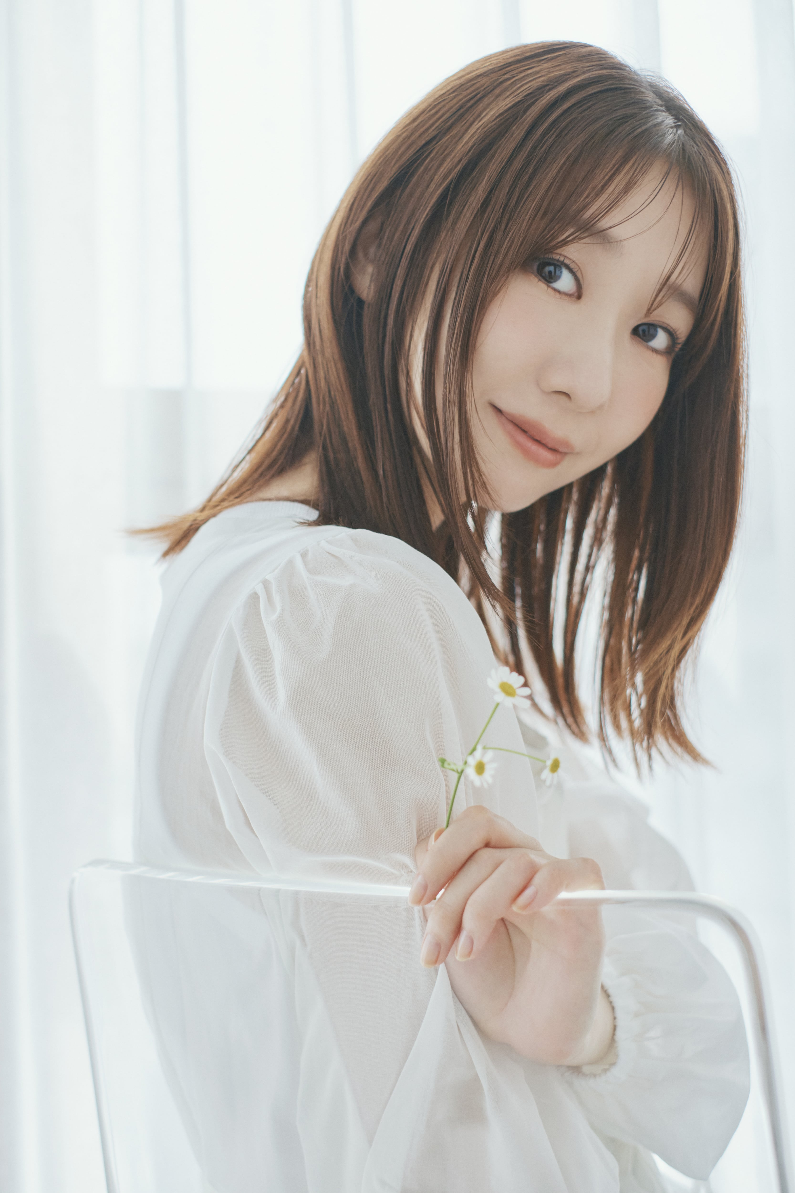 柏木由紀 | キングレコードオフィシャルサイト