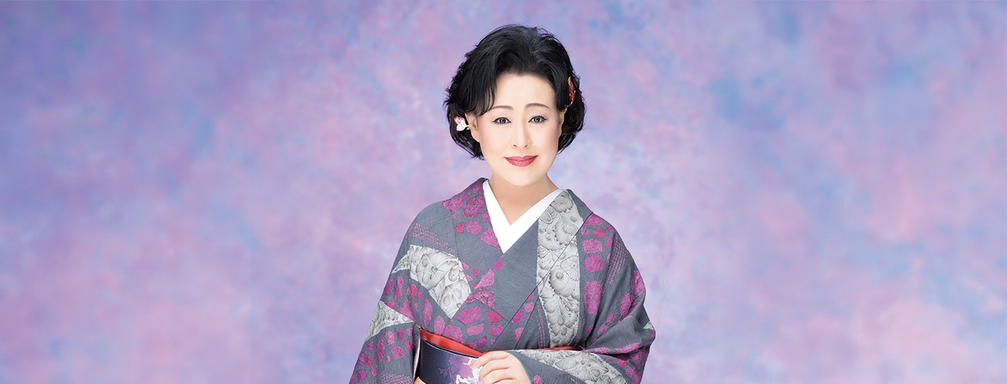 真木柚布子